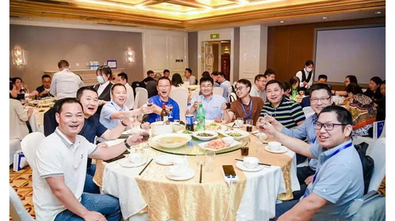 智能跨界交流大會(huì)晚宴.jpg