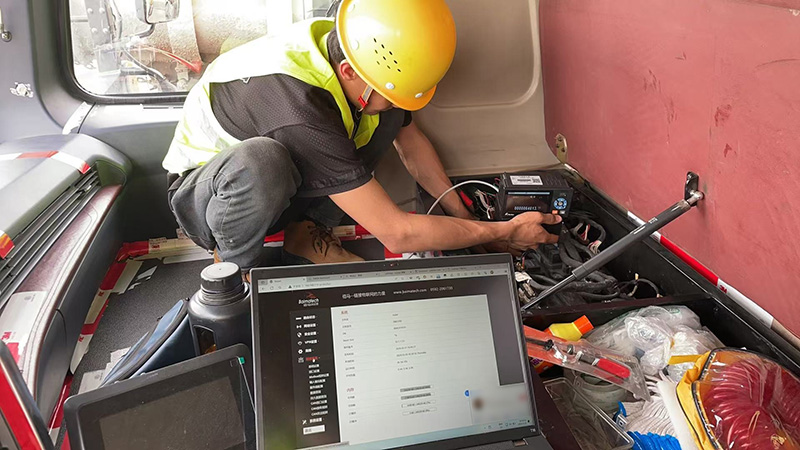 車載網關安裝對接.jpg