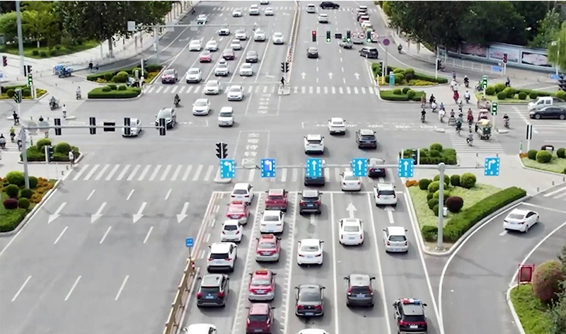 交通十字路口.jpg 交通十字路口.jpg